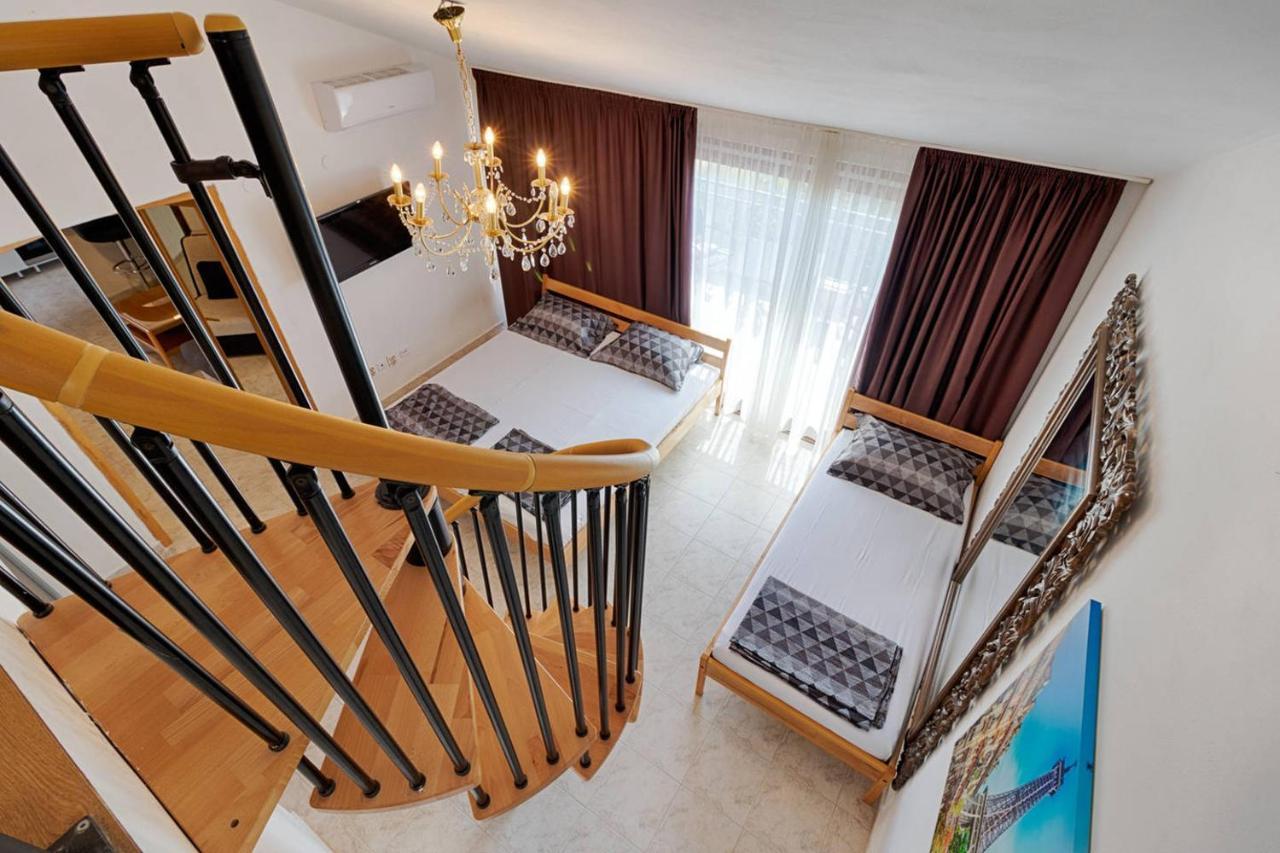 Rooms&Apartments Hegic Zadar Buitenkant foto